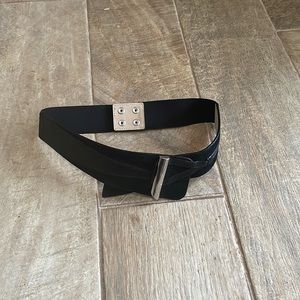 White House Black market belt extra small (xs)